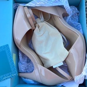 PASHION Convertible Nude Heel
